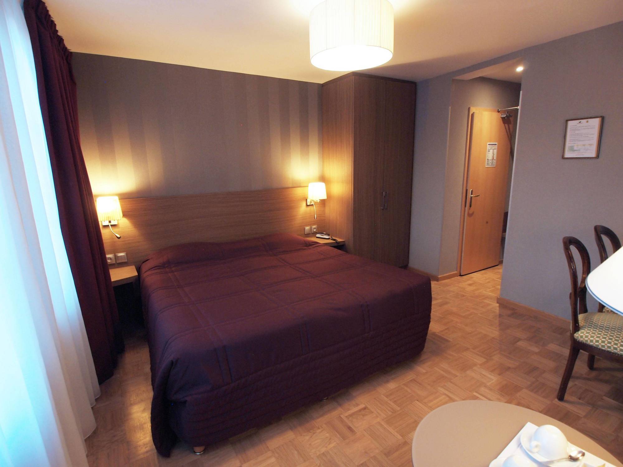 Logis Hotel Restaurant Au Cerf D'Or Strasbourg Exterior photo